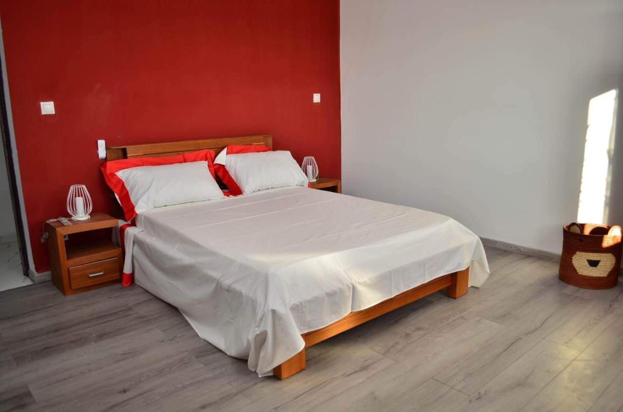 Room In Villa - The Romantic Atmosphere Of The Red Room To Discover The Pleasure Of A Stay Antananarivo Exterior photo